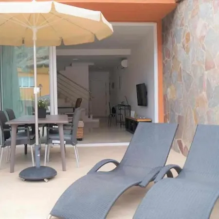 Casa En Zona Tranquila De Tauro Holiday home