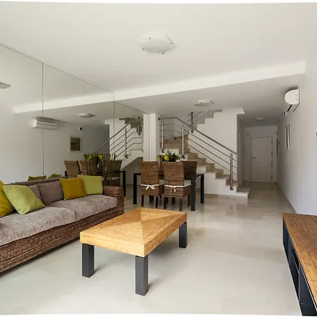 Casa En Zona Tranquila De Tauro Holiday home